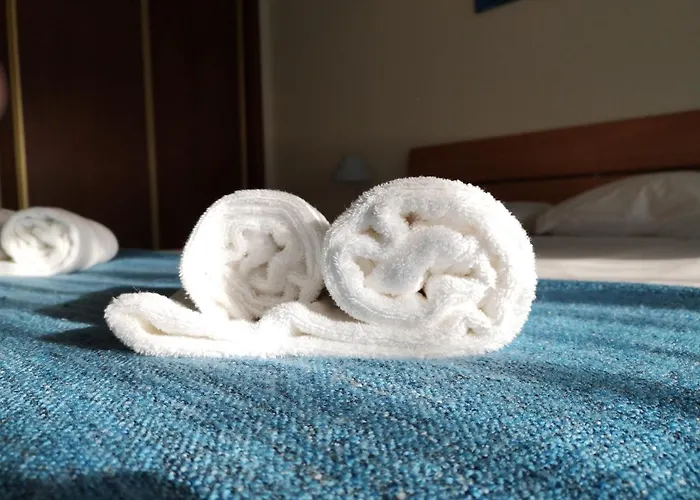 Pro Touristic Surf & *