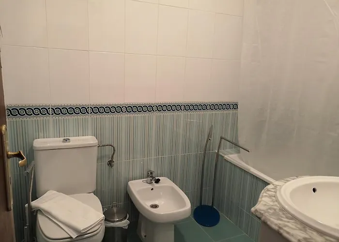 Pro Touristic Surf & Daire Peniche